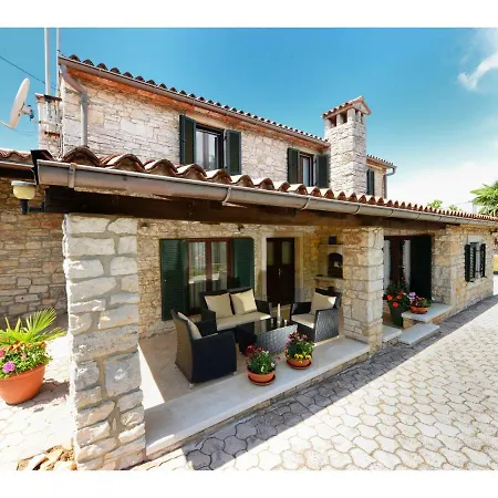Villa Dina *
